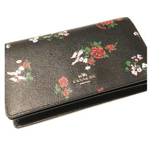 Foldover Crossbody Clutch